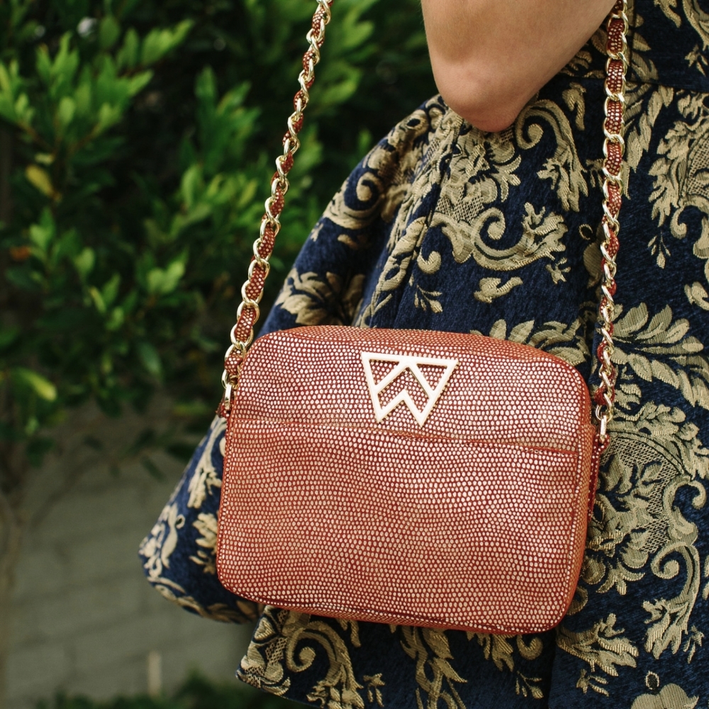 Kelly Wynne Mingle Mingle Mini in Rust Gold Platinum Lizard